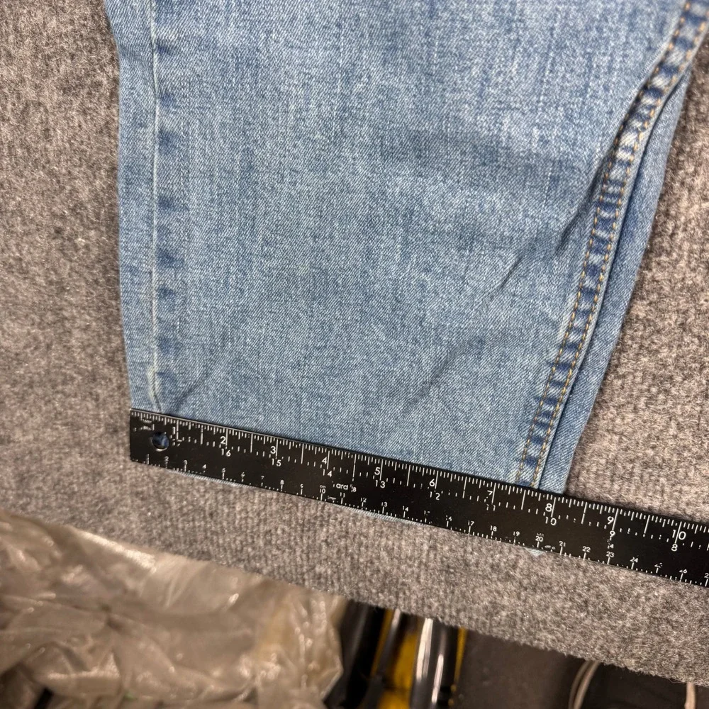 Levi's Jeans Mens Size 36x32 505 Regular Fit Straight Leg Light Wash Stained